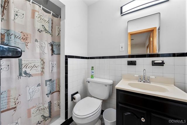 7980 Elliott Dr, Mechanicsville, VA 23111