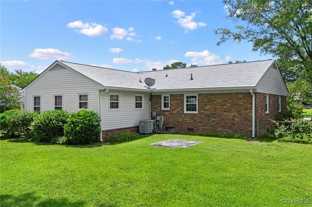 7980 Elliott Dr, Mechanicsville, VA 23111