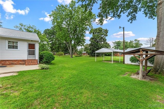 7980 Elliott Dr, Mechanicsville, VA 23111