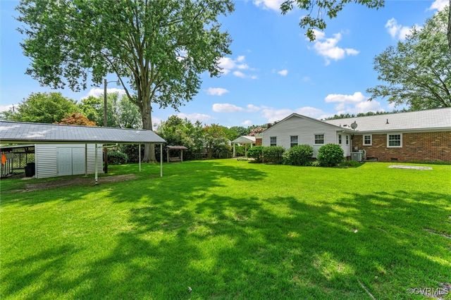 7980 Elliott Dr, Mechanicsville, VA 23111