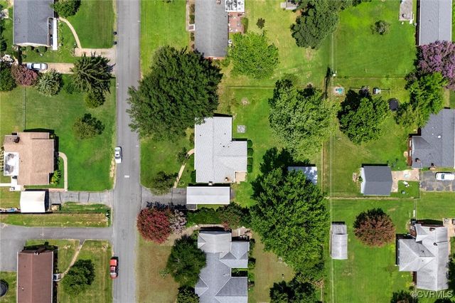 7980 Elliott Dr, Mechanicsville, VA 23111
