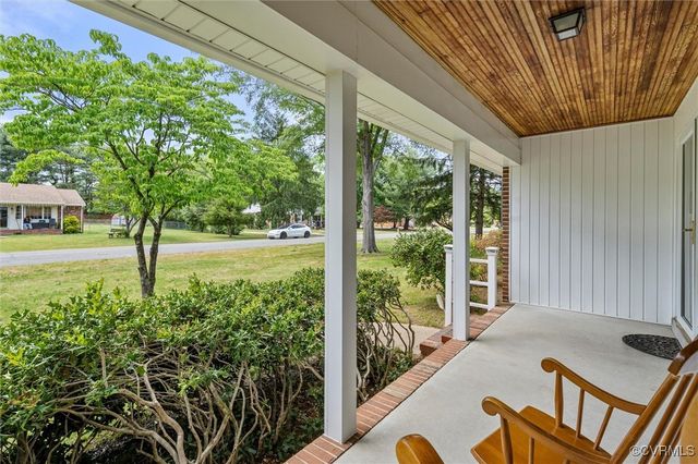 7980 Elliott Dr, Mechanicsville, VA 23111