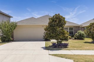 10521 Hartley Lane, Fort Worth, TX 76108