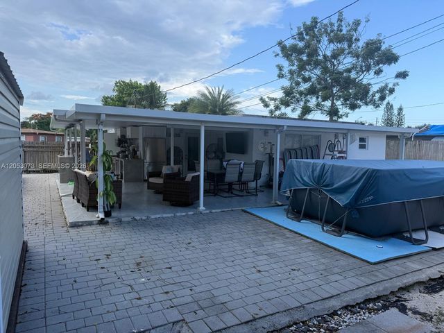 3440 NW 7th Ct, Lauderhill, FL 33311