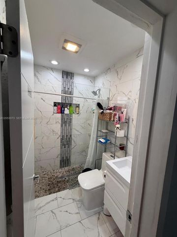 3440 NW 7th Ct, Lauderhill, FL 33311