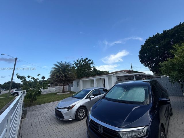 3440 NW 7th Ct, Lauderhill, FL 33311