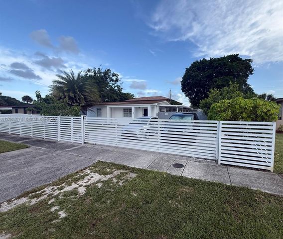 3440 NW 7th Ct, Lauderhill, FL 33311