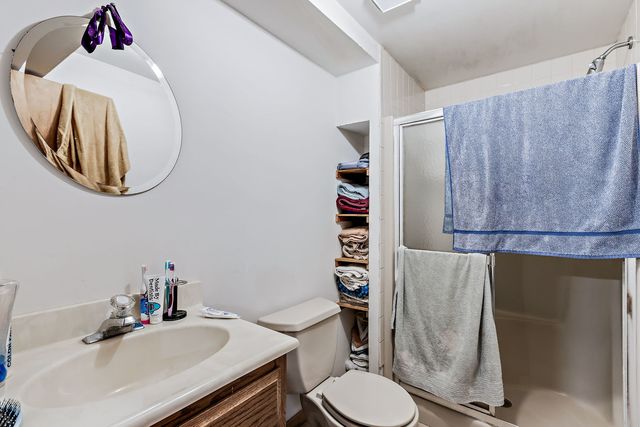 29650 N Garland Road, Wauconda, IL 60084