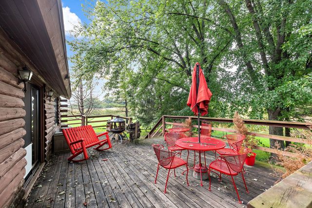 29650 N Garland Road, Wauconda, IL 60084