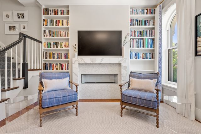 21 Rutland Square, Boston, MA 02118