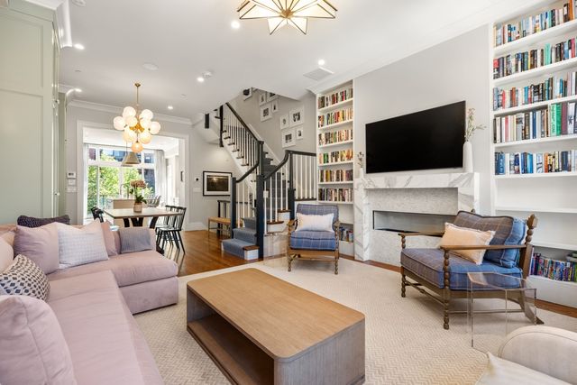 21 Rutland Square, Boston, MA 02118