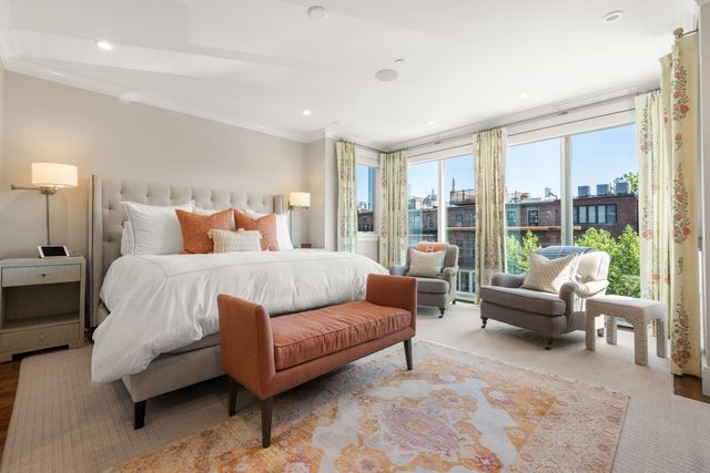 21 Rutland Square, Boston, MA 02118