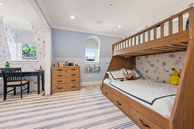 21 Rutland Square, Boston, MA 02118