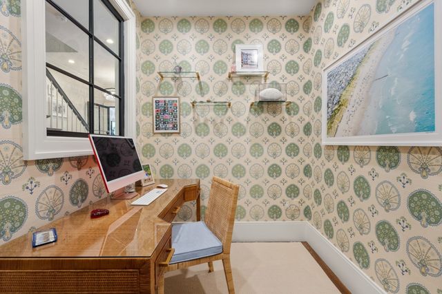 21 Rutland Square, Boston, MA 02118