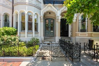 21 Rutland Square, Boston, MA 02118