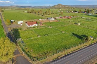 4664 N McKay Road, Prineville, OR 97754