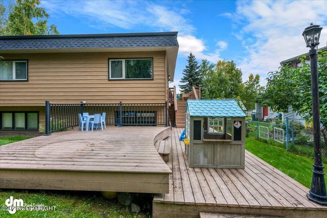 6340 Habicht Court, Anchorage, AK 99504