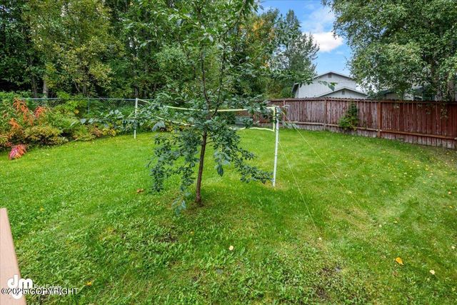 6340 Habicht Court, Anchorage, AK 99504