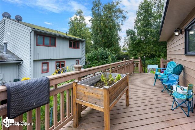 6340 Habicht Court, Anchorage, AK 99504