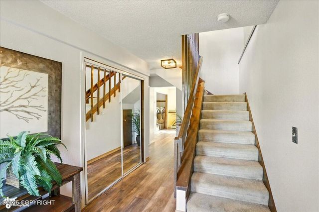 6340 Habicht Court, Anchorage, AK 99504