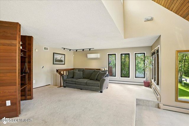 6340 Habicht Court, Anchorage, AK 99504
