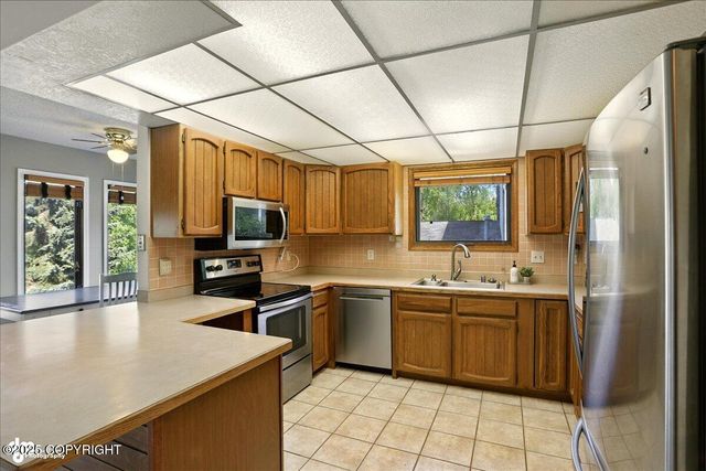6340 Habicht Court, Anchorage, AK 99504