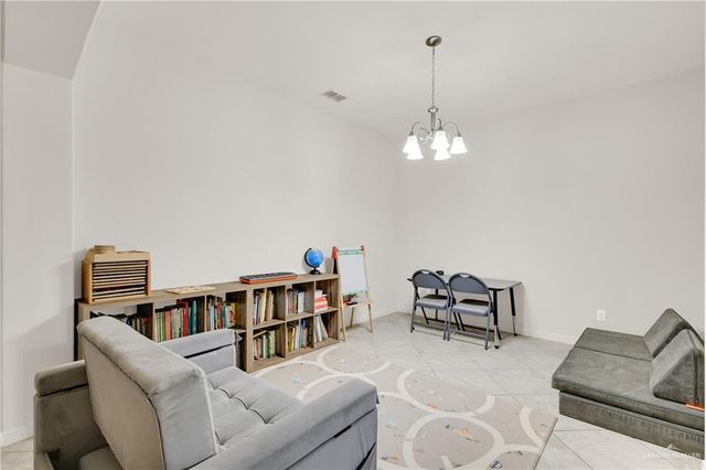 5320 Escondido Pass, Mcallen, TX 78504