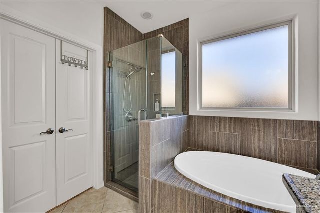 5320 Escondido Pass, Mcallen, TX 78504