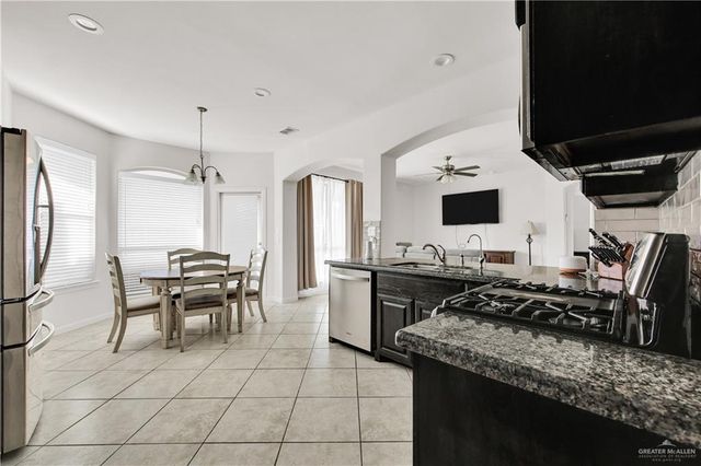 5320 Escondido Pass, Mcallen, TX 78504