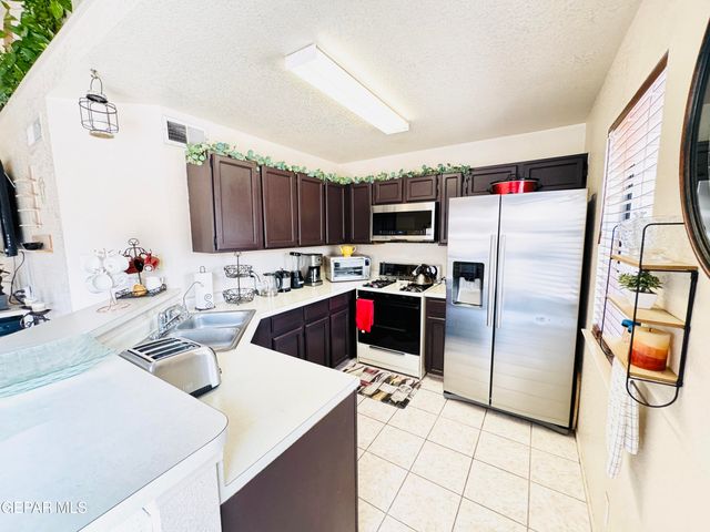 12062 Paul Klee Dr Drive, El Paso, TX 79936