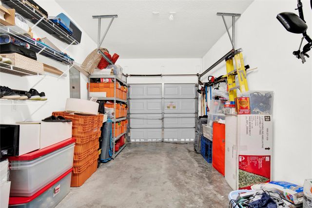 805 NE 191st St, Miami, FL 33179