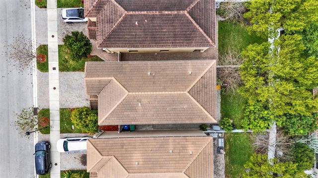 805 NE 191st St, Miami, FL 33179