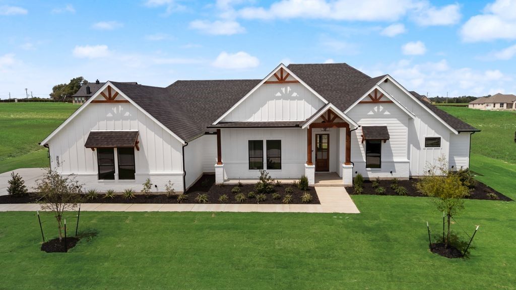 4541 Swenson Ranch Road, Waxahachie, TX 75165