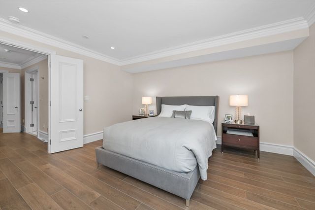 179 Beacon Street 1, Boston, MA 02116