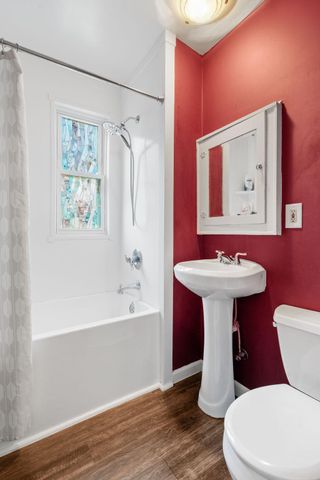 1227 Thomas Avenue, Saint Paul, MN 55104