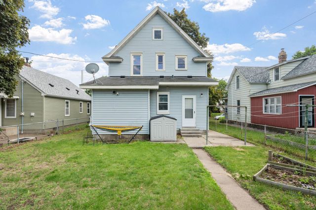 1227 Thomas Avenue, Saint Paul, MN 55104