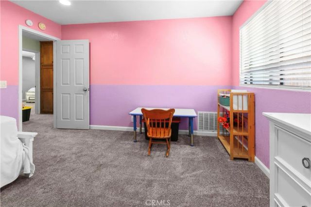 696 Tilia St, Santa Maria, CA 93455