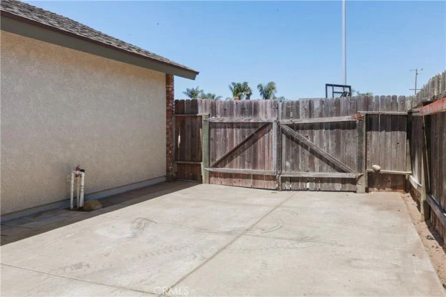696 Tilia St, Santa Maria, CA 93455