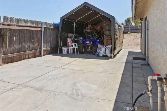 696 Tilia St, Santa Maria, CA 93455