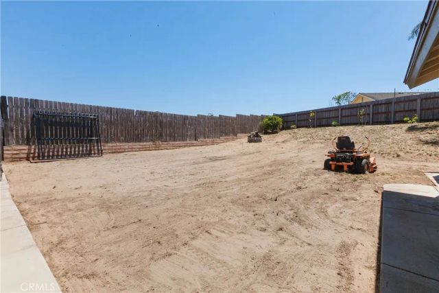 696 Tilia St, Santa Maria, CA 93455