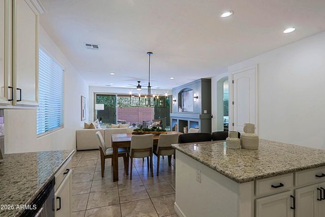 157 E CANYON Way, Chandler, AZ 85249