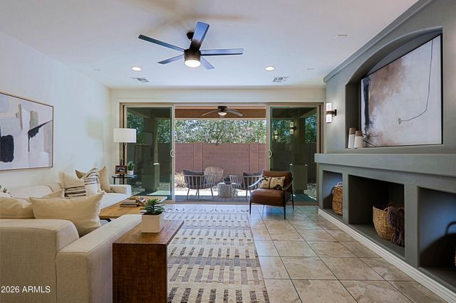 157 E CANYON Way, Chandler, AZ 85249