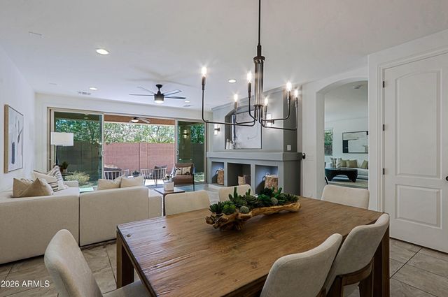 157 E CANYON Way, Chandler, AZ 85249