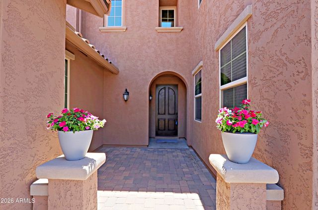 157 E CANYON Way, Chandler, AZ 85249