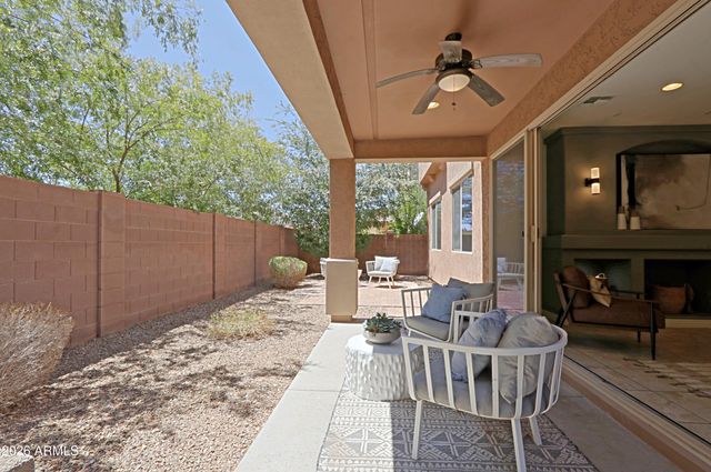 157 E CANYON Way, Chandler, AZ 85249