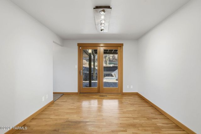 8503 Kail Dr, Yakima, WA 98908