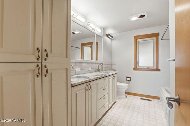 8503 Kail Dr, Yakima, WA 98908