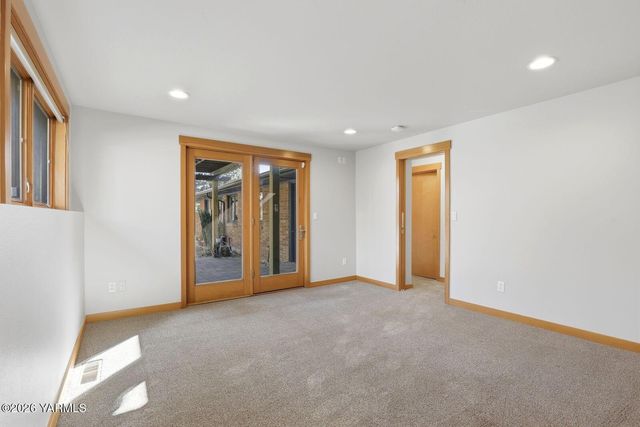 8503 Kail Dr, Yakima, WA 98908