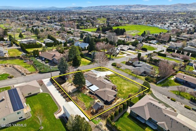 8503 Kail Dr, Yakima, WA 98908