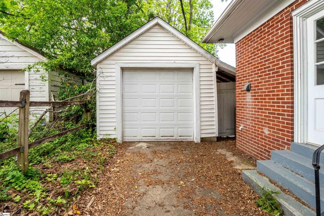 308 W Fredericks Street, Anderson, SC 29625